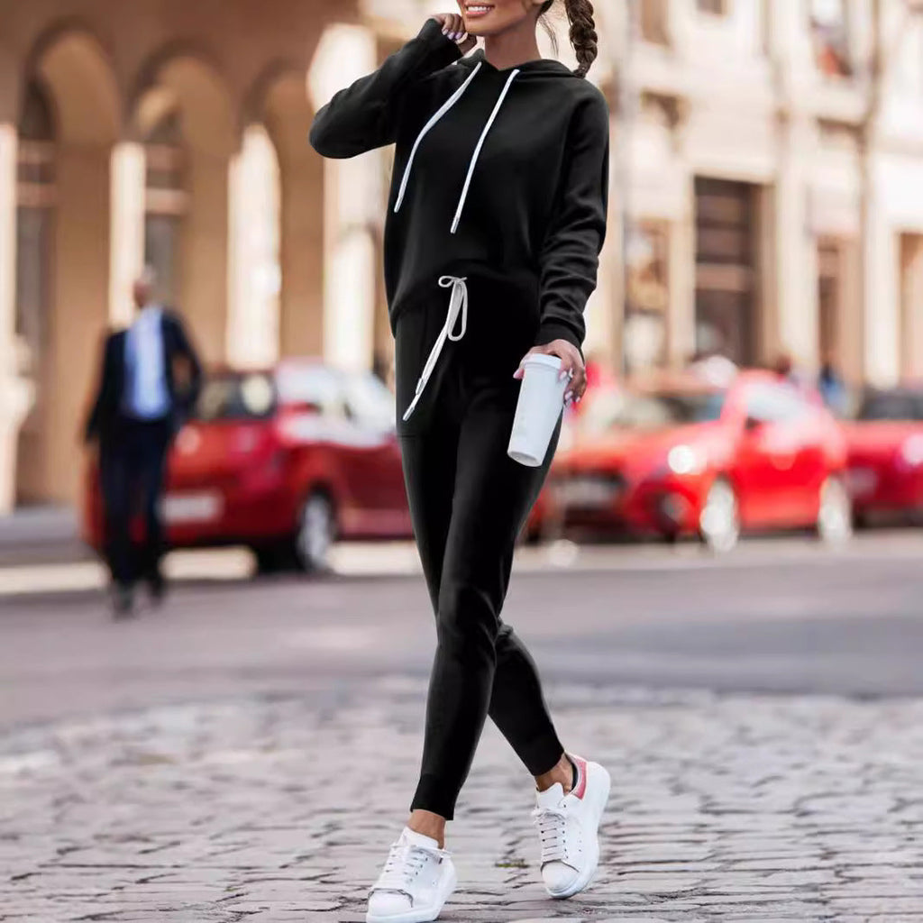 Ensemble de sweat à capuche décontracté et pantalon de jogging ajusté pour femmes