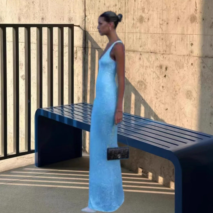 Robe maxi colonne pour femmes avec coupe ajustée et bretelles fines R&B