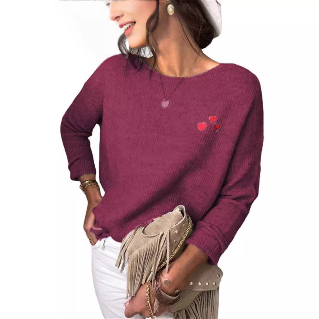 Pull en maille oversize pour femmes avec broderie en forme de cœur et décolleté bateau