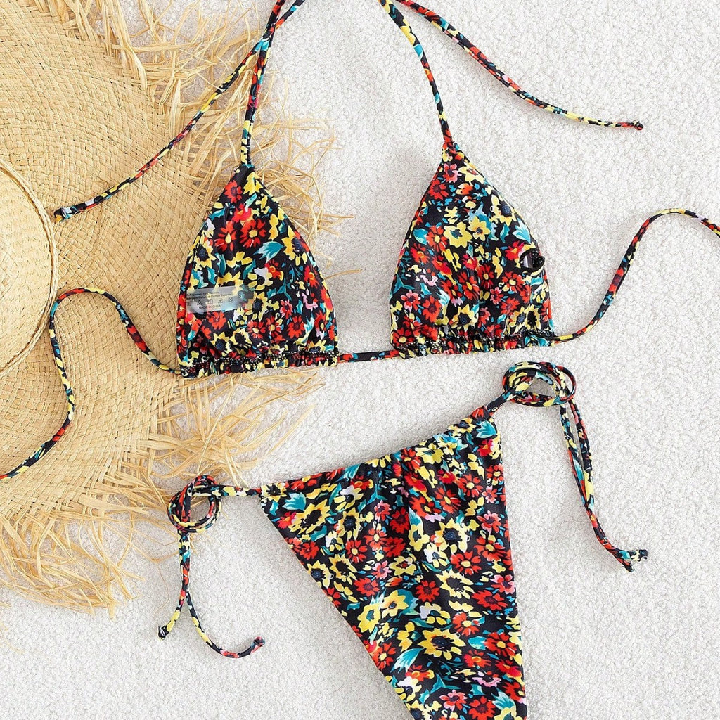Bikini triangle pour femmes avec motif floral ludique R&B