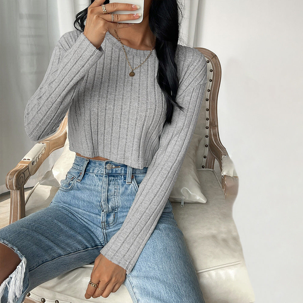 Top en tricot court à côtes pour femmes avec col rond et coupe cintrée