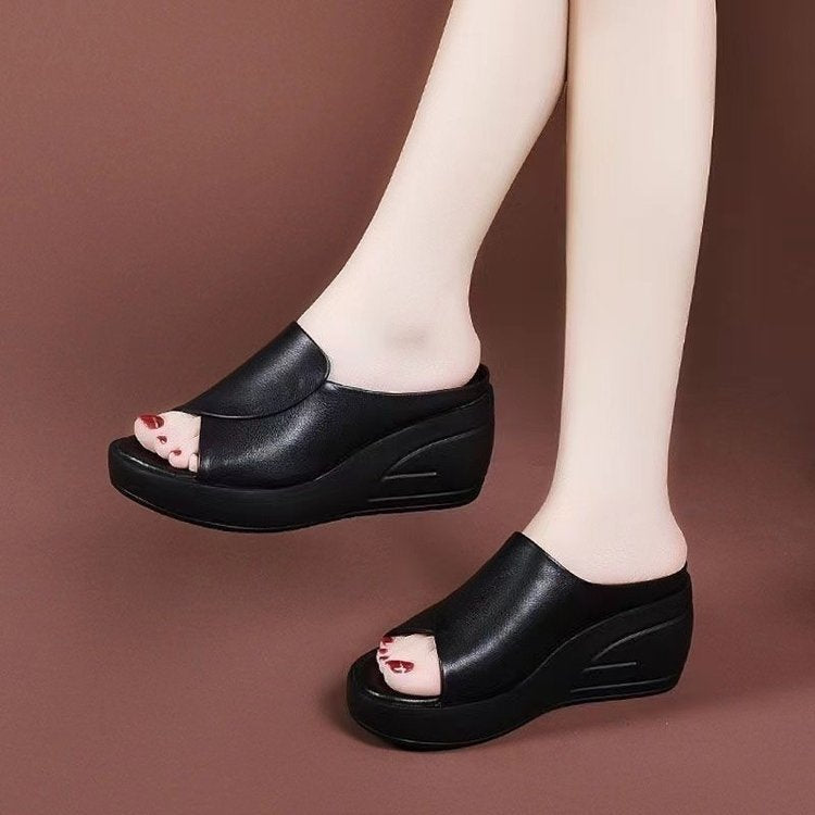 Pantoufles à talon compensé pour femmes avec revêtement élégant et semelle antidérapante R&B