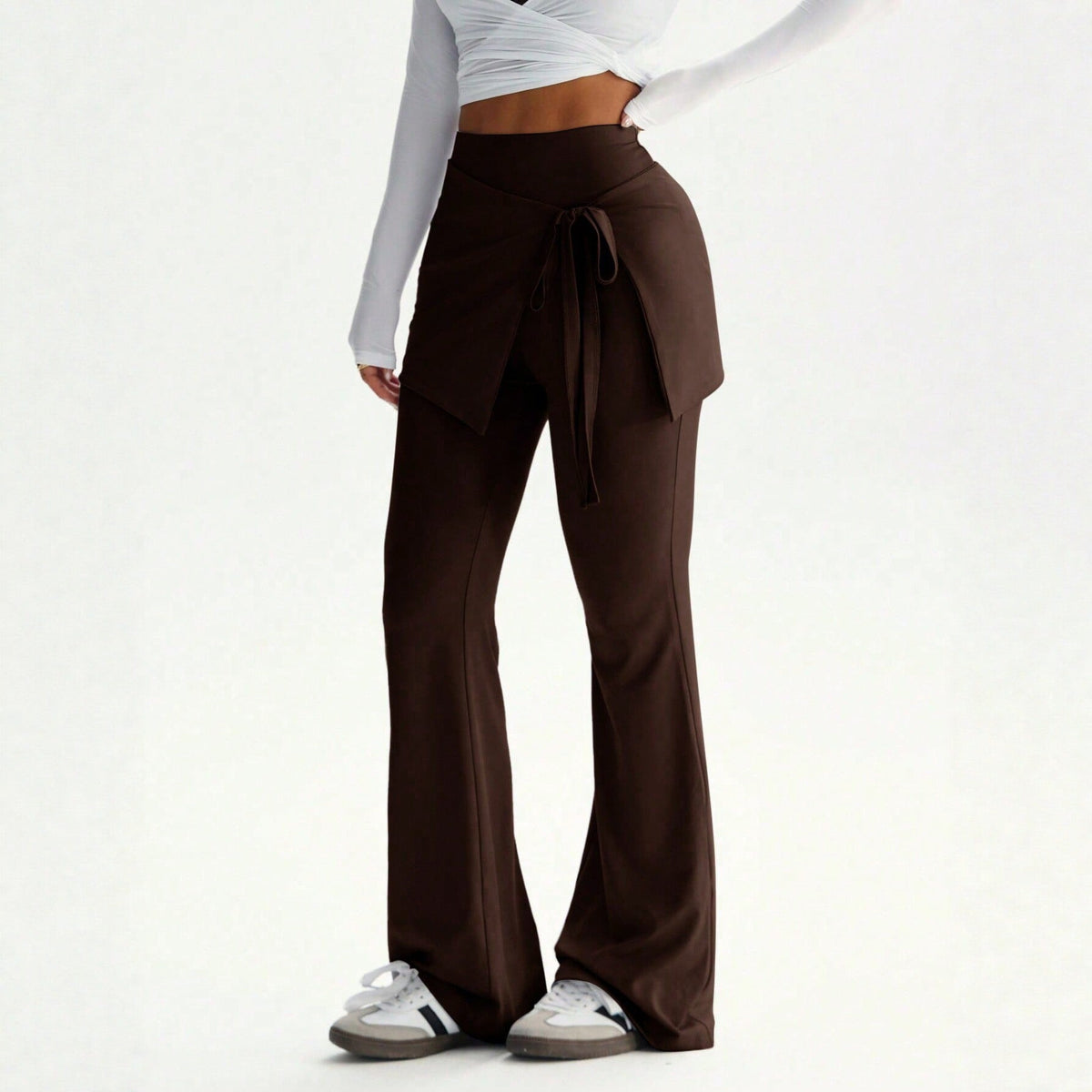 Pantalon à taille haute pour femmes avec superposition de jupe portefeuille et nœud à la taille
