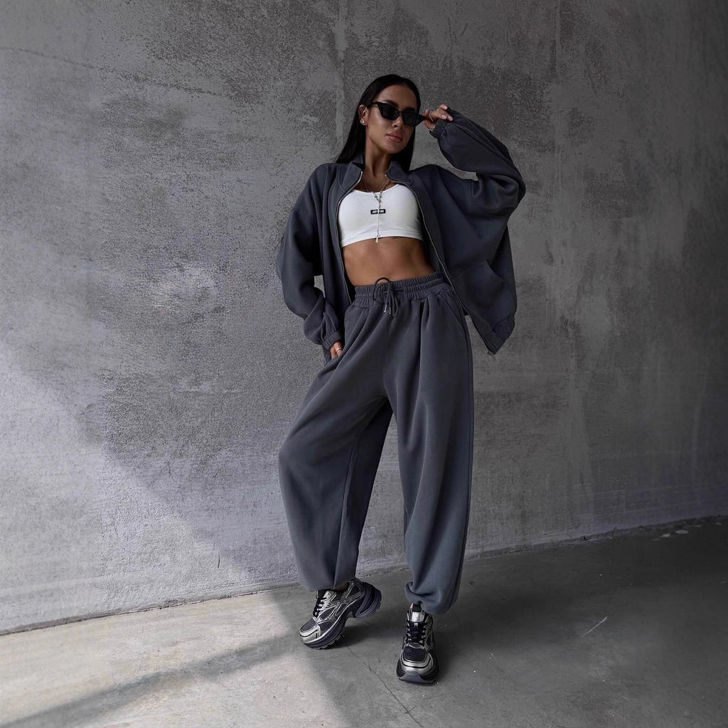 Ensemble de sweat-shirt oversize pour femmes avec veste zippée et pantalon de jogging ample Echo Archiv