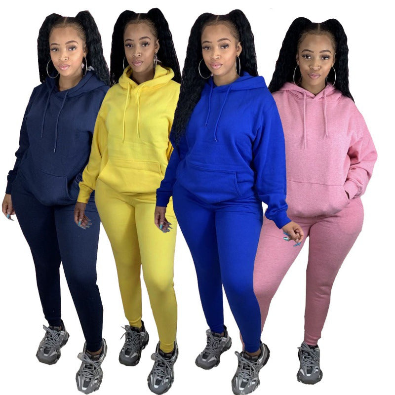 Ensemble de loisirs pour femmes en deux parties avec un sweat à capuche oversize et des leggings taille haute, coupe slim Echo Archive