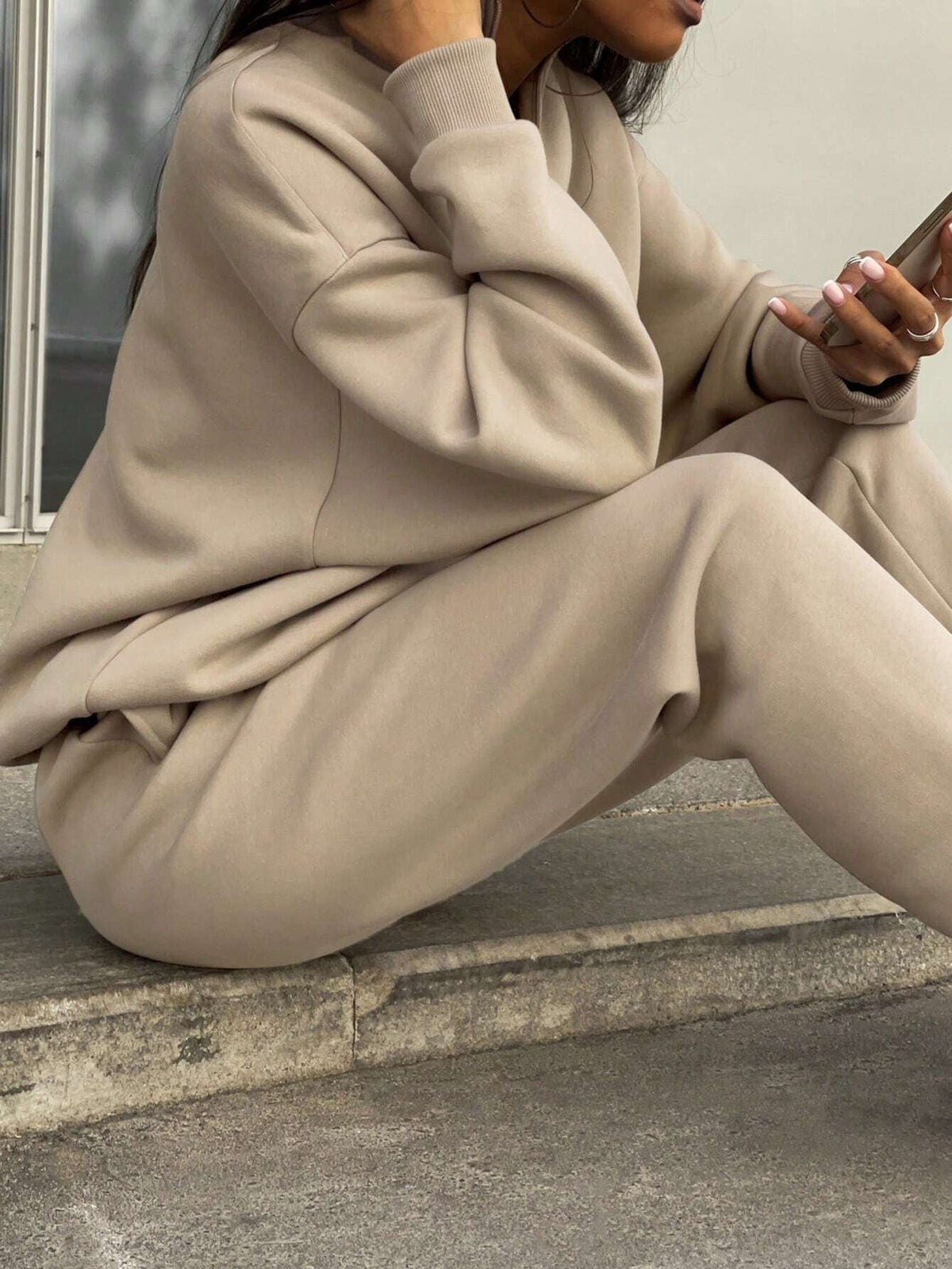Ensemble lounge doux pour femmes avec sweat-shirt ample et pantalon de jogging taille haute Echo Archiv
