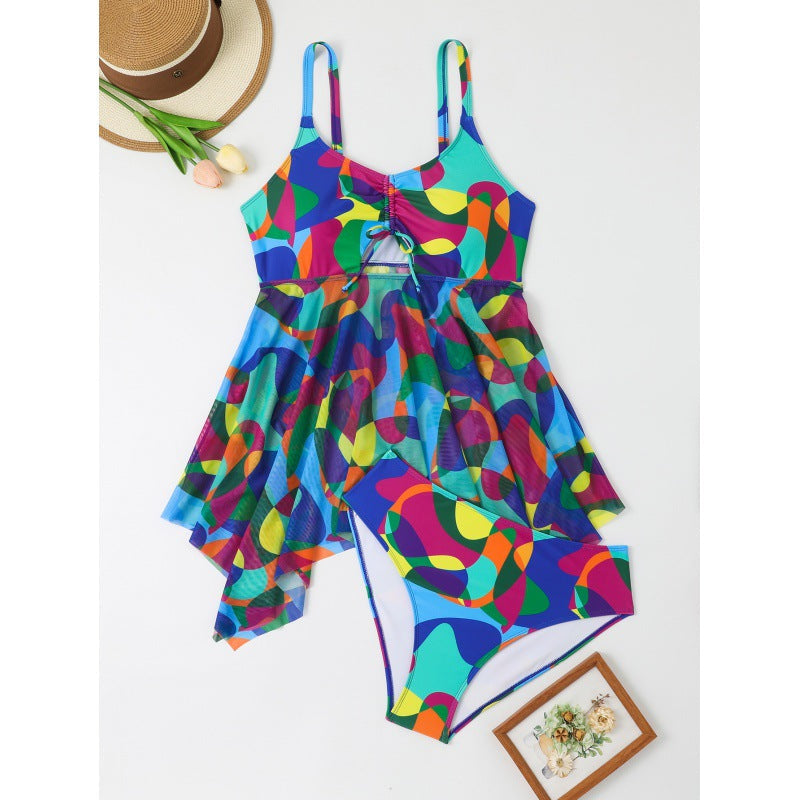 Robe de plage polyvalente pour femmes avec une coupe tendance et un motif coloré R&B