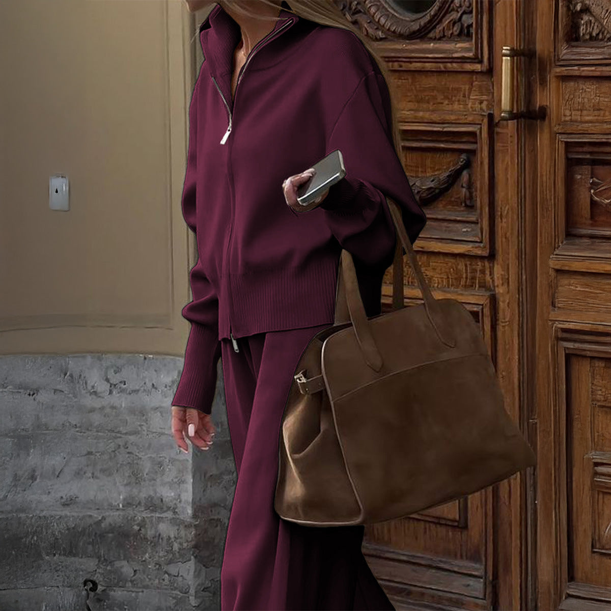 Ensemble de loungewear en tricot pour femmes avec col montant, fermeture éclair et pantalon taille haute large Echo Archiv