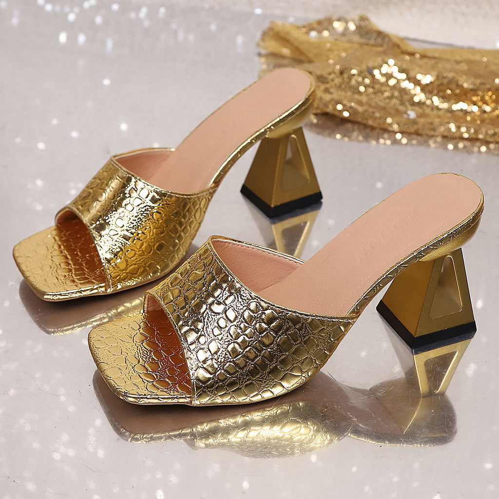 Mules pour femmes avec un élégant talon bloc et un matériau supérieur à la mode R&B