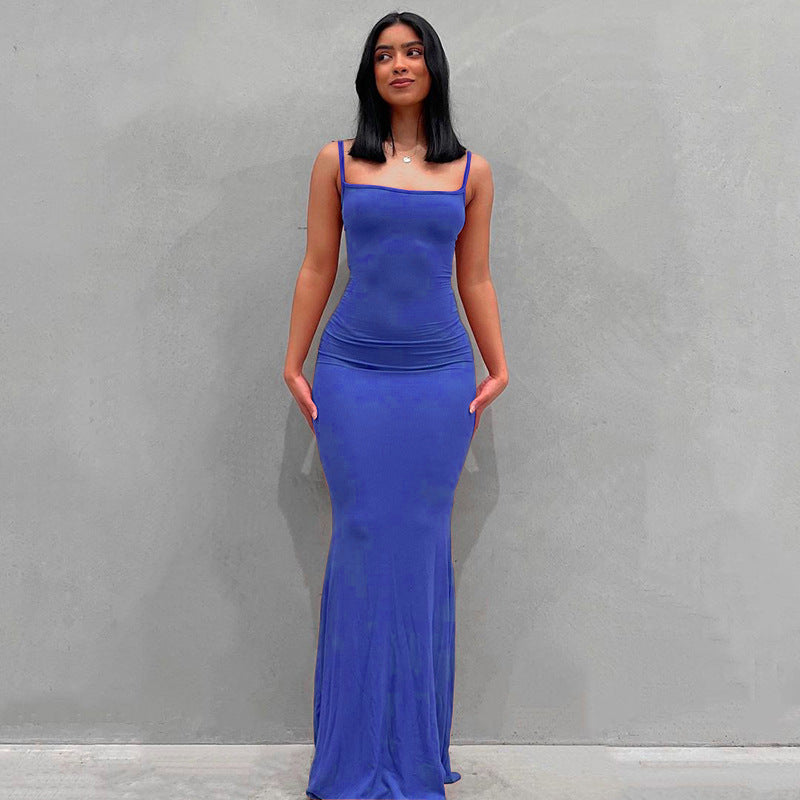 Robe maxi en jersey ajustée pour femmes avec drapés cintrés, manches longues et ourlet évasé Echoarchiv