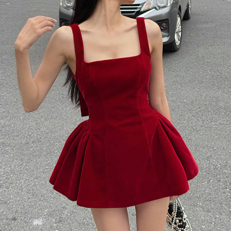 Robe courte en velours pour femmes avec une coupe de haute qualité et une silhouette en A R&B