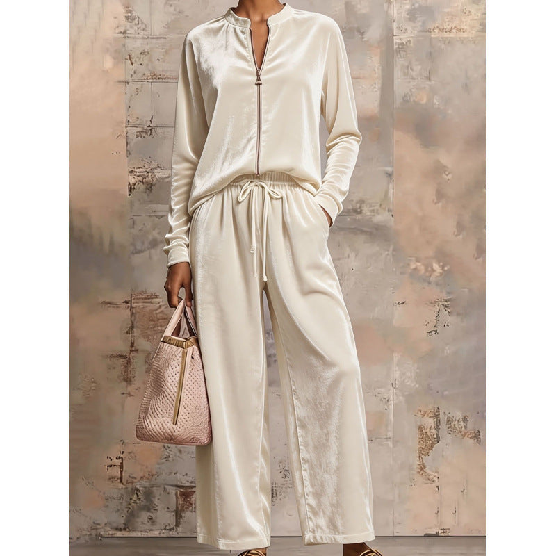 Ensemble lounge en velours pour femmes avec col montant, demi-fermeture éclair et pantalon palazzo large Echoarchiv