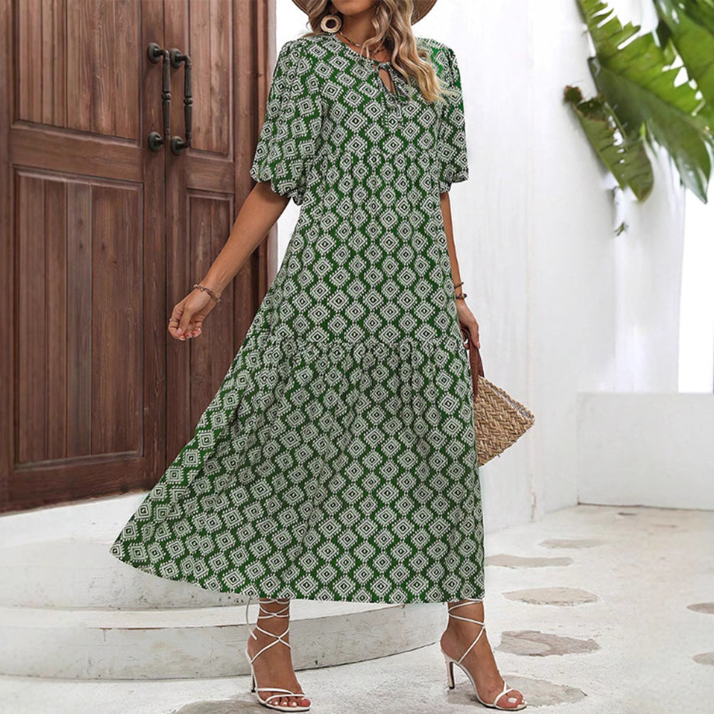Robe maxi aérienne pour femmes avec imprimé ethnique géométrique, jupe à volants froncée et décolleté clé R&B