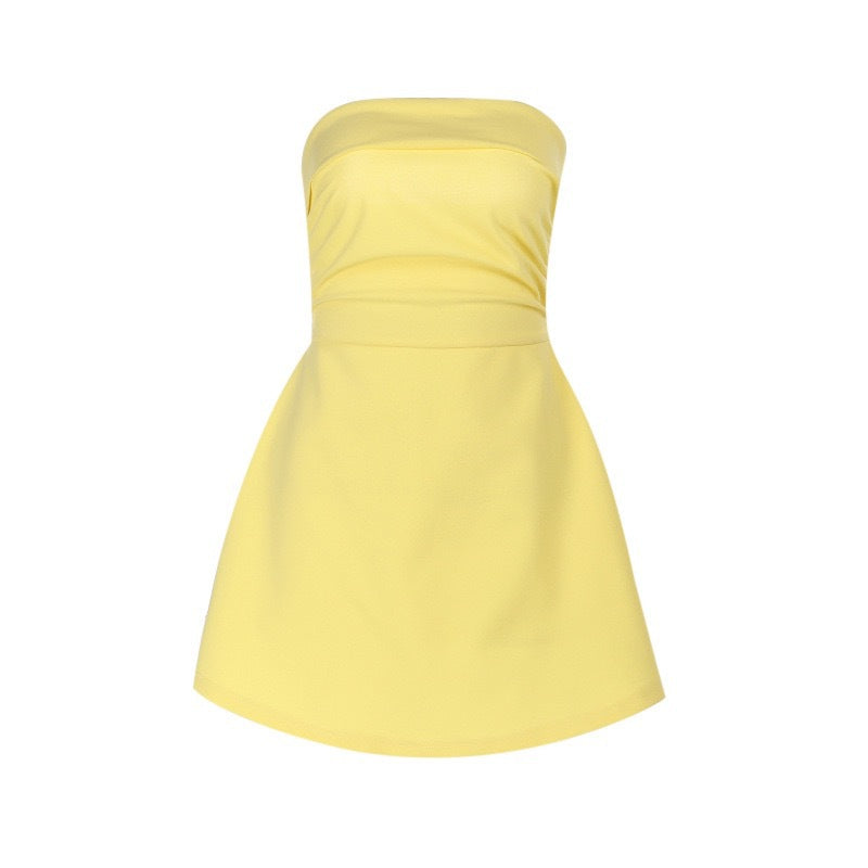 Robe bustier ludique pour femmes avec jupe cintrée et coupe élégante R&B