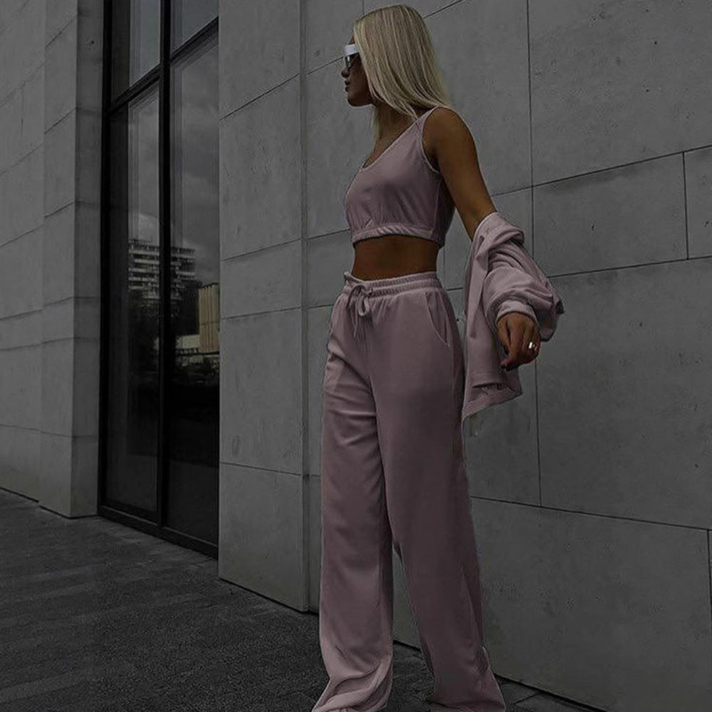 Ensemble lounge en velours doux pour femmes avec fermeture éclair courte, cordons extra longs et pantalon de confort à taille haute Echo Archiv