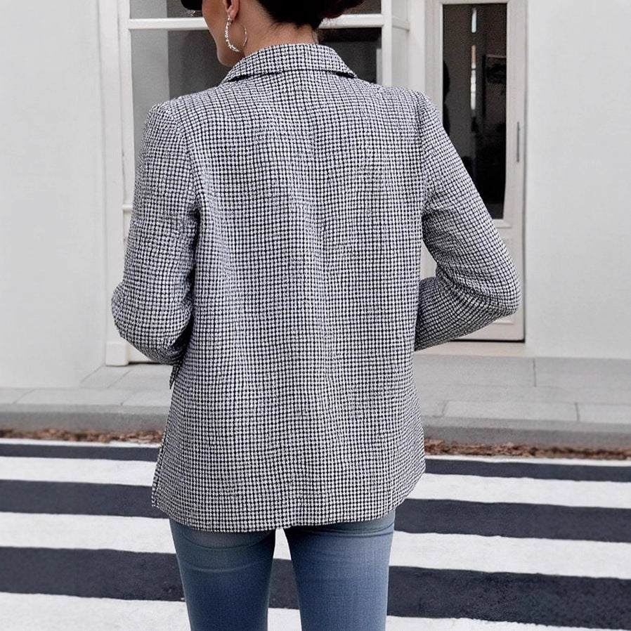 Blazer oversize à carreaux pour femmes avec poches passepoilées et épaules légèrement rembourrées