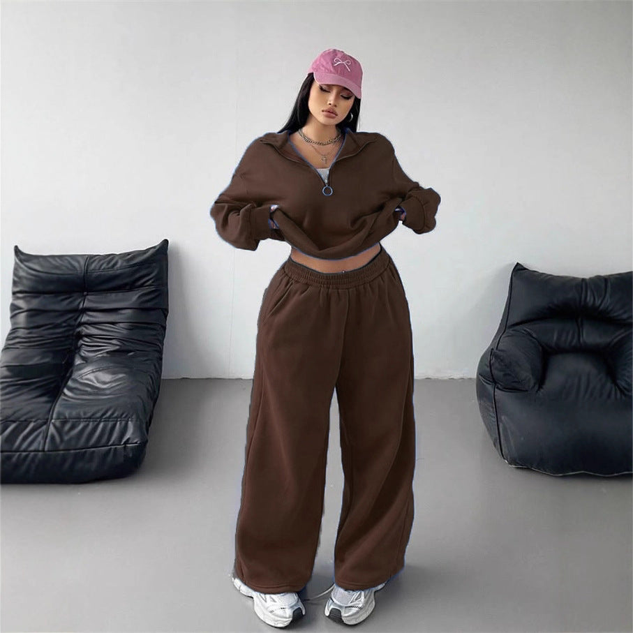 Sweat à capuche zippé cropped en velours pour femmes et pantalon jogging palazzo taille haute large Echo Archiv