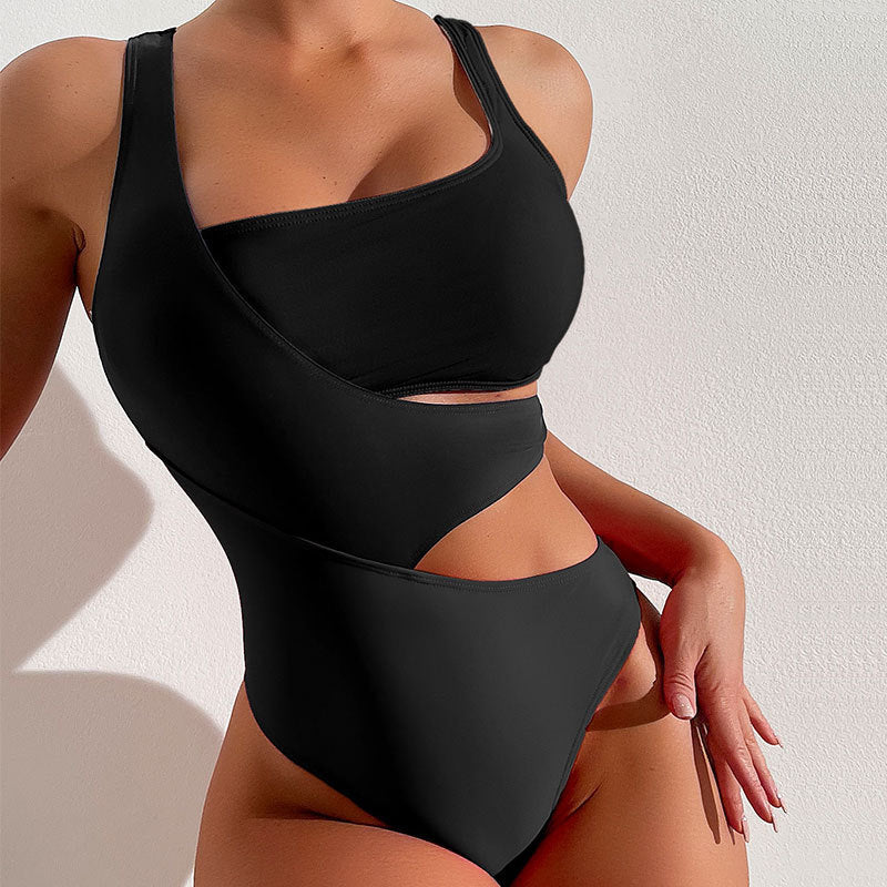 Maillot de bain une pièce pour femmes avec design asymétrique et zones de contraste colorées R&B