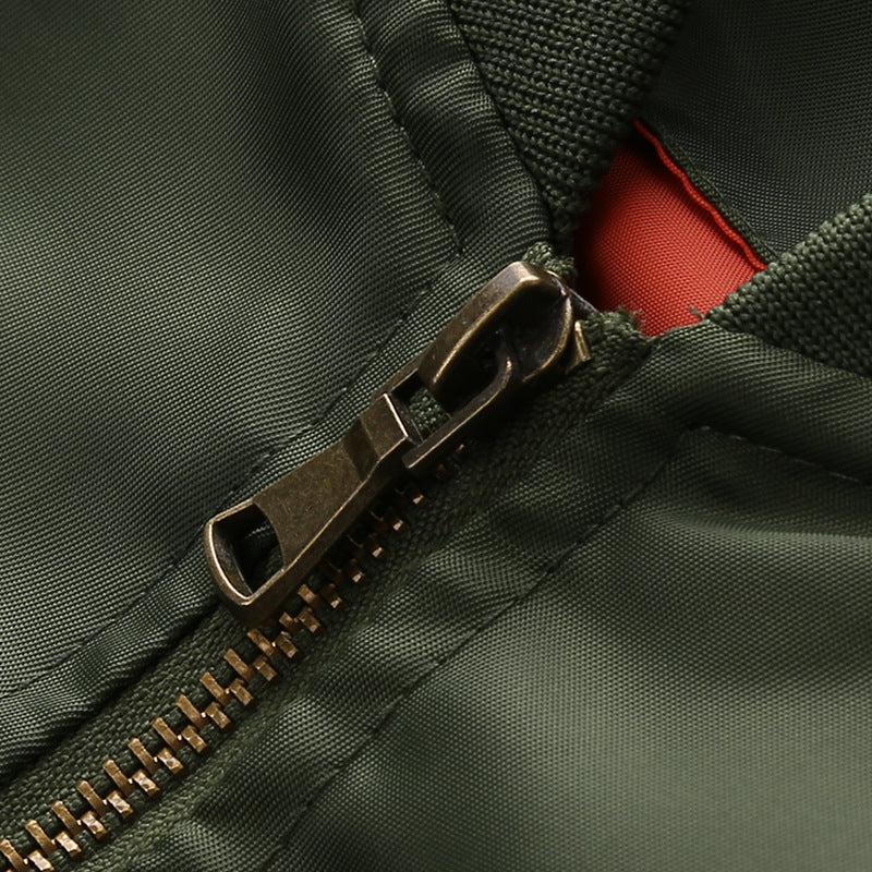 Veste bomber moderne pour hommes avec fermeture éclair en métal, poche utilitaire sur le bras et poignets côtelés Echo Archiv