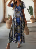 Robe maxi femme avec motif géométrique et décolleté en V R&B