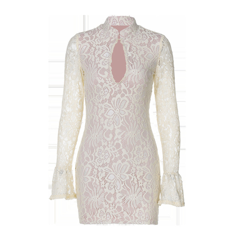 Robe en dentelle pour femmes avec décolleté en V plongeant et manches élégantes R&B
