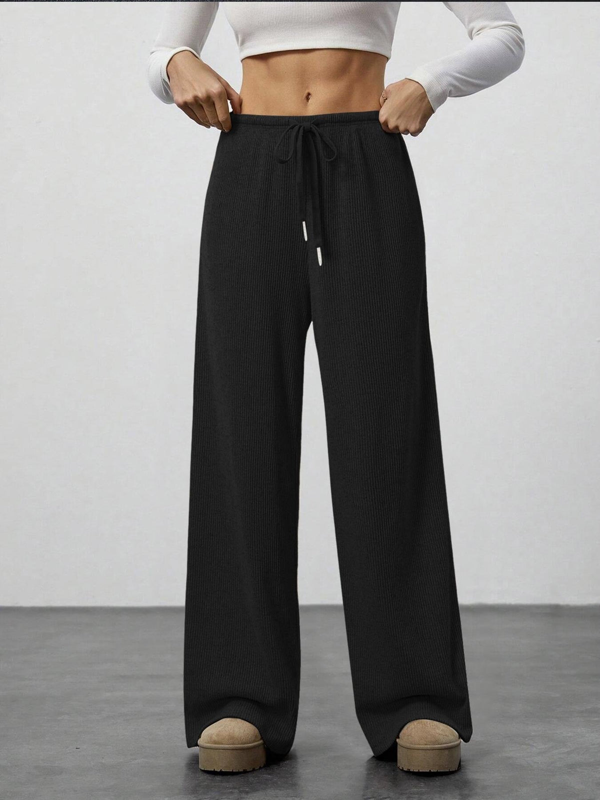 Pantalon de lounge en tricot côtelé doux pour femmes avec jambe large et cordon Echoarchiv