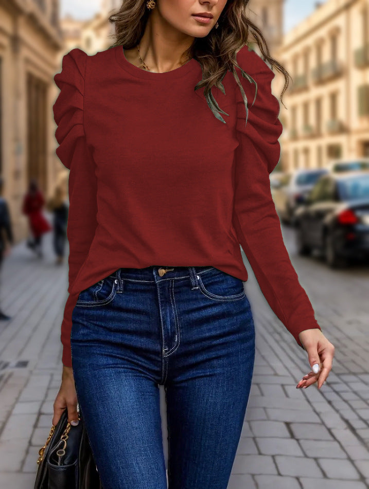 T-shirt à manches longues pour femmes avec fronces en dégradé aux épaules et coupe cintrée