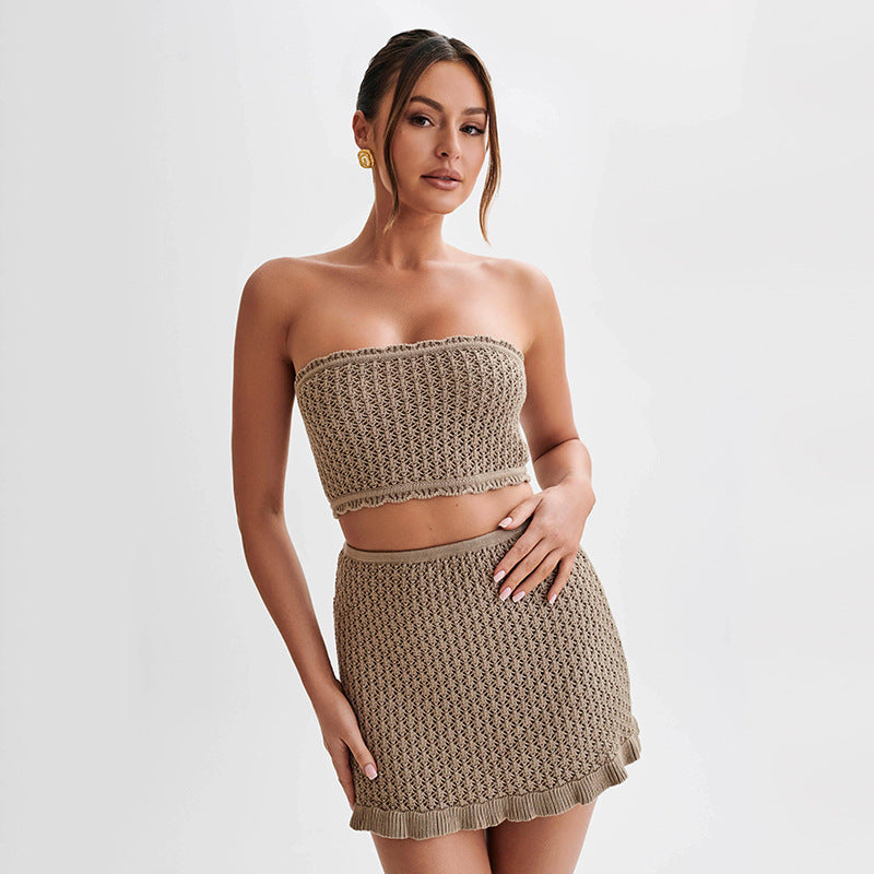 Robe en crochet élégante pour femmes avec décolleté profond R&B
