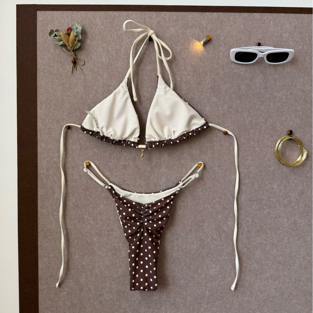 Bikini triangle pour femmes avec un design à pois ludique R&B