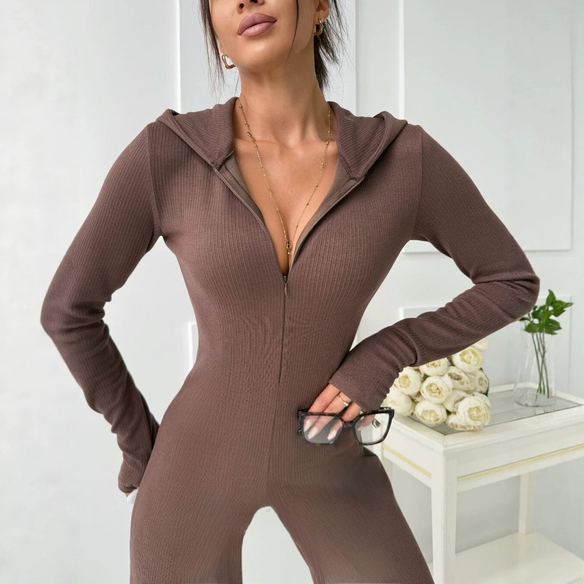 Combinaison en tricot côtelé pour femmes avec capuche et fermeture éclair frontale Echoarchiv