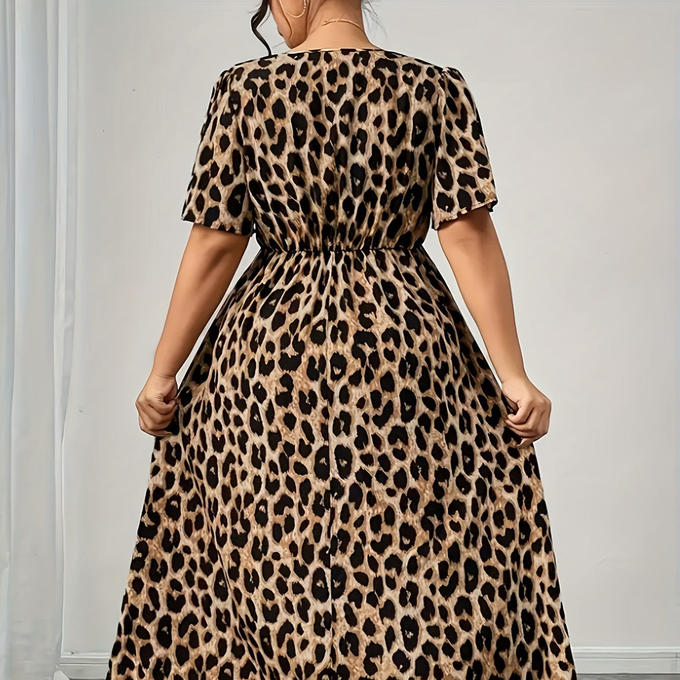 Robe maxi femme avec design noué raffiné et motif animal moderne R&B