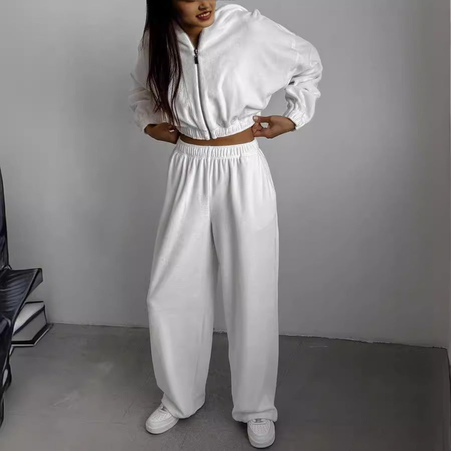 Ensemble Lounge Velours Femme avec Hoodie à Fermeture Éclair Courte, Pantalon de Jogging Taille Haute Élastique et Bustier Echo Archive
