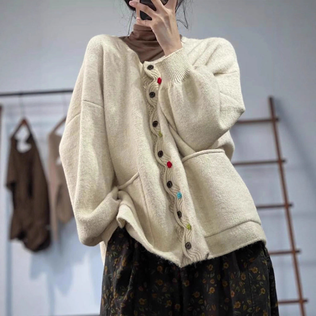 Cardigan en tricot oversized pour femmes avec patte de boutonnage décorative et poches plaquées Echo Archiv