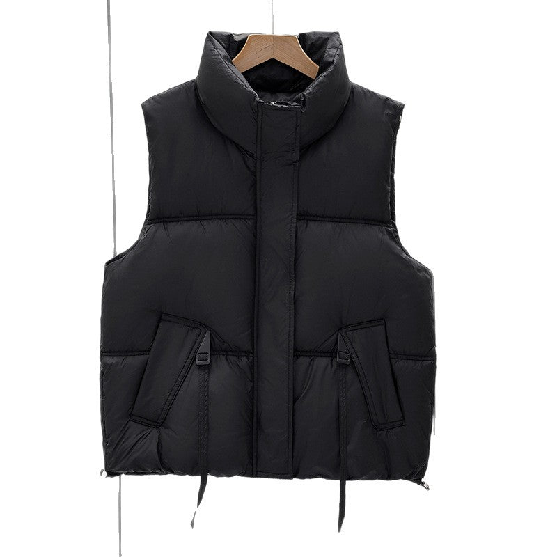 Veste d'isolation minimaliste pour femmes, courte, avec col montant, fermeture frontale à deux sens cachée et ourlet ajustable Echo Archiv