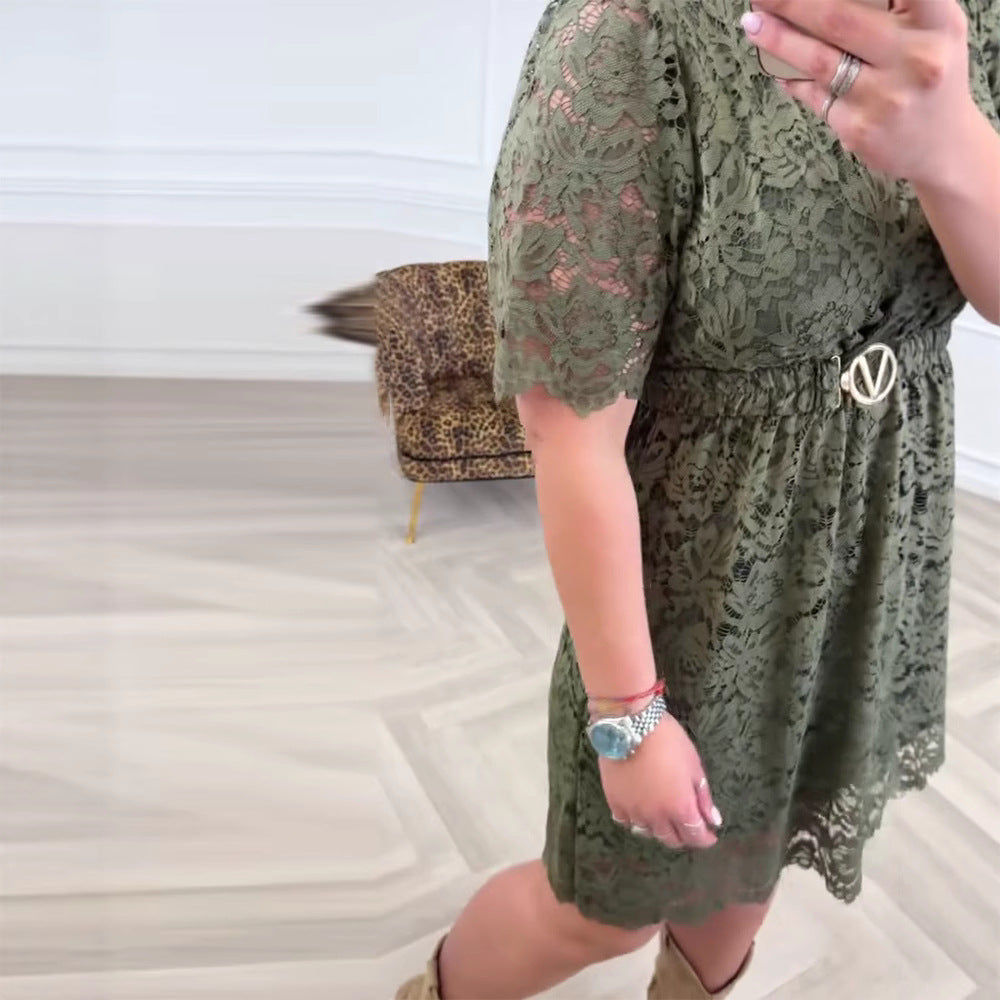 Robe en dentelle cintrée pour femmes avec décolleté en V, couture empire et ceinture décorative en métal R&B