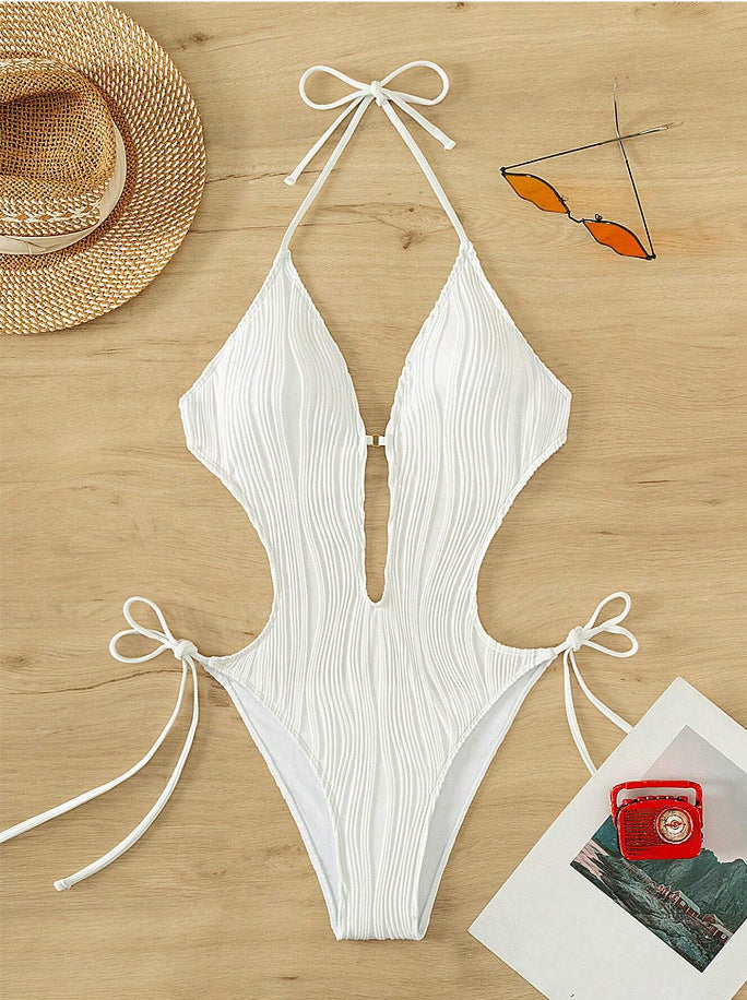 Maillot de bain une pièce pour femmes avec décolleté plongeant et design côtelé R&B