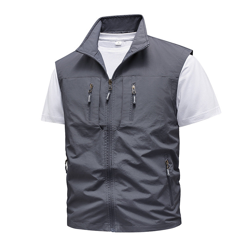 Gilet outdoor multifonctionnel pour hommes avec col montant et plusieurs poches zippées Echo Archiv
