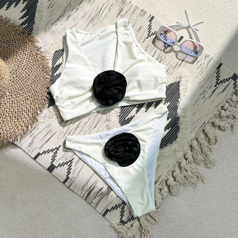 Ensemble de bikini taille haute pour femmes avec élégante application florale R&B