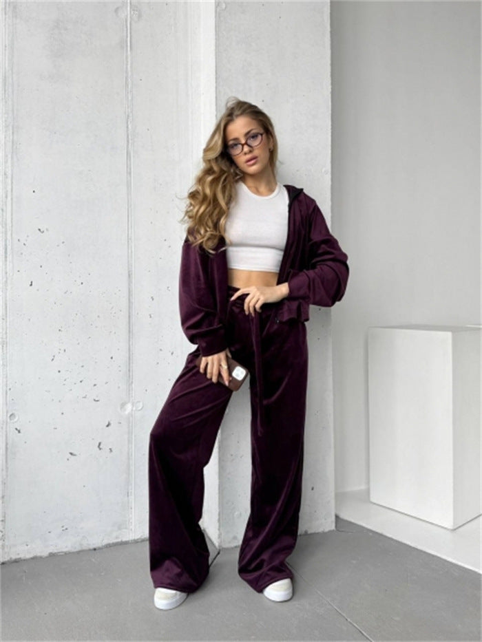 Ensemble en velours doux pour femmes avec veste à capuche et pantalon de jogging ample Echo Archive