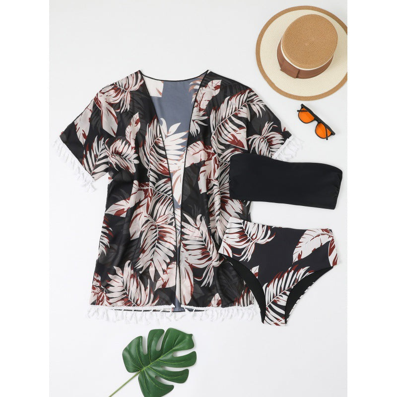Veste de plage imprimée florale pour femmes avec finition à franges et bikini assorti Echo Archiv