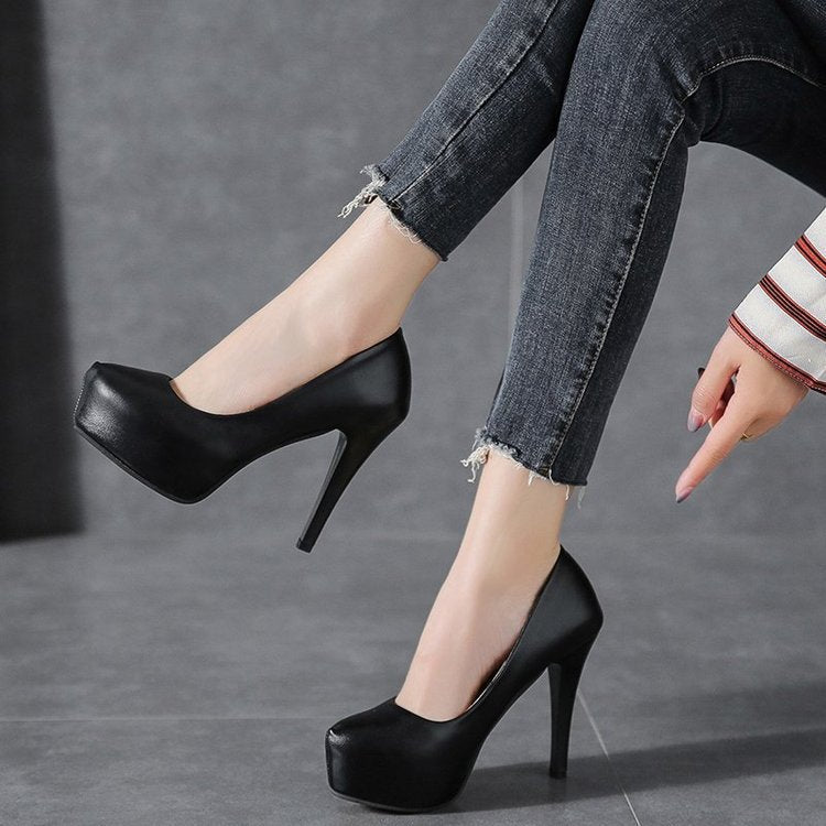 Escarpins femmes avec plateforme confortable et design élégant R&B