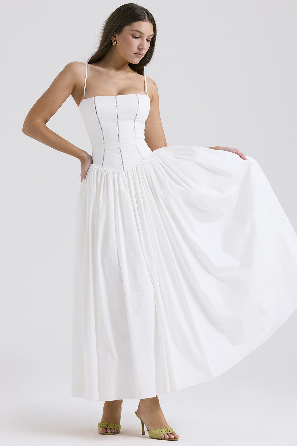 Robe corset cintrée pour femmes avec bretelles spaghetti et jupe évasée R&B