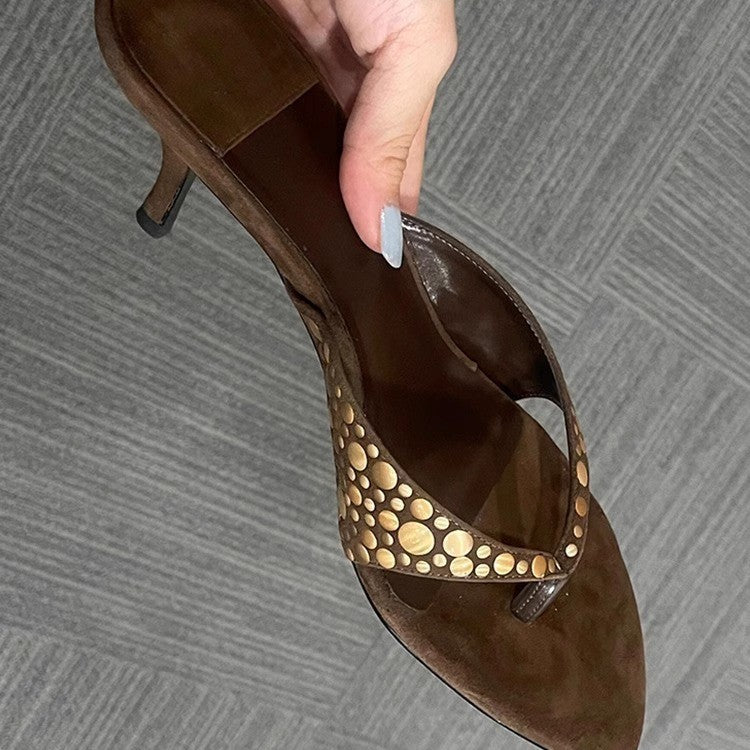 Sandales élégantes à lanières pour femmes avec détails métalliques tendance R&B