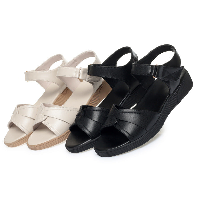 Sandales à lanières confortables pour femmes avec fermeture réglable et élégante boucle Heidi-Mode
