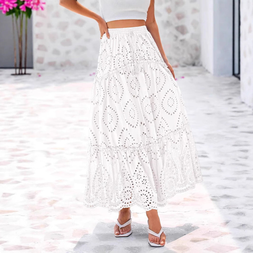 Jupe maxi Boho pour femmes avec des inserts aérés et un motif ajouré ludique R&B