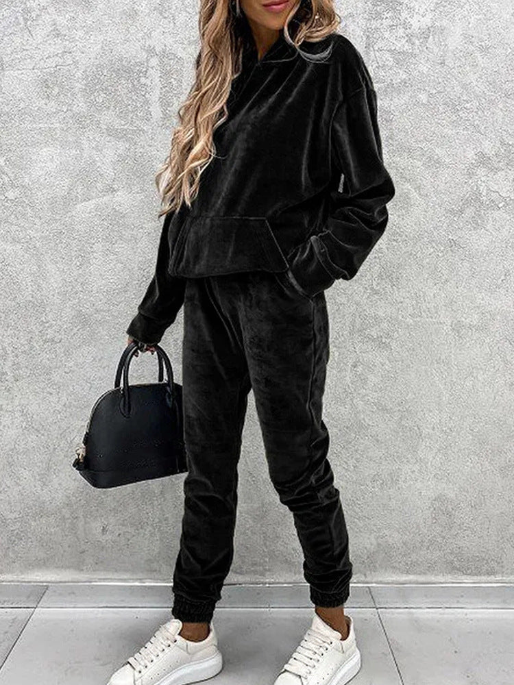 Ensemble de lounge en velours pour femmes avec un pull à capuche douillet et un jogging fuselé Echo Archive