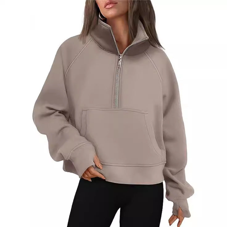 Sweat à capuche femme en polaire oversize raccourci avec demi-fermeture éclair, col montant, poche kangourou et poignets avec trou pour le pouce Echo Archiv