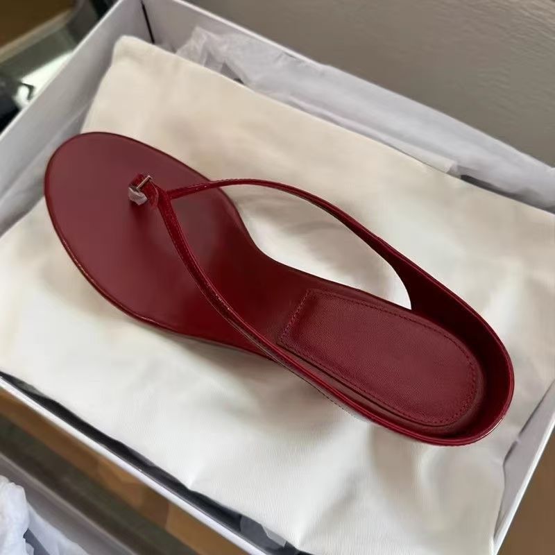Sandales élégantes pour femmes avec fines lanières R&B
