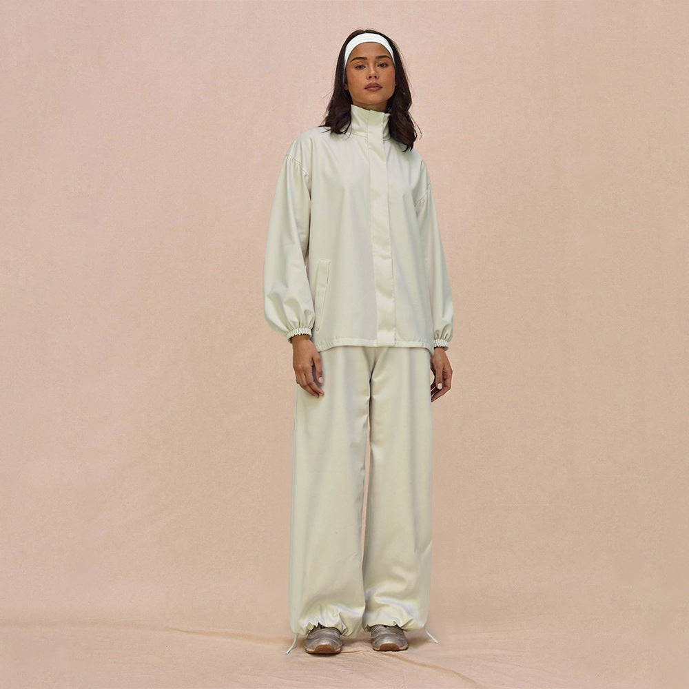 Ensemble de training oversize pour femmes avec col montant, manches ballon et pantalons larges à cordon