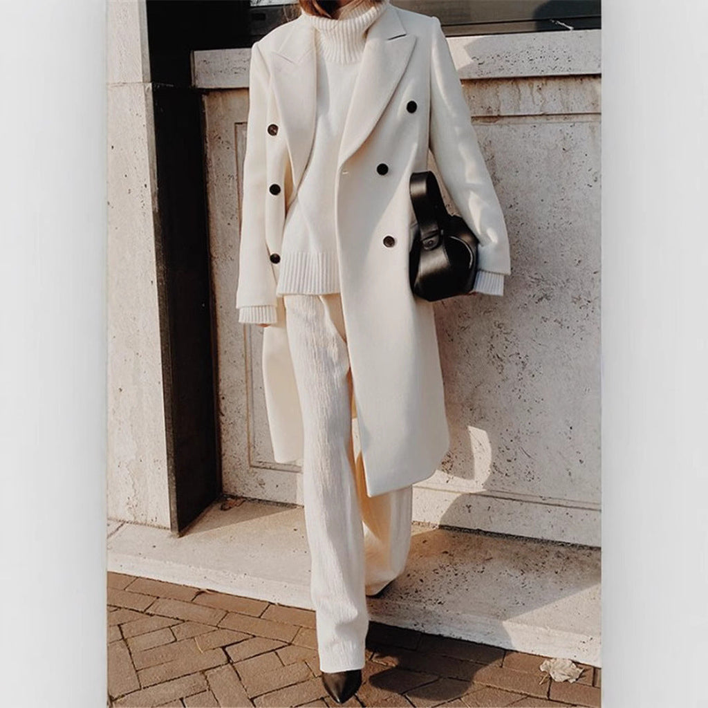Manteau femme en mélange de laine à double boutonnage avec coupe oversize et grands revers Echoarchiv